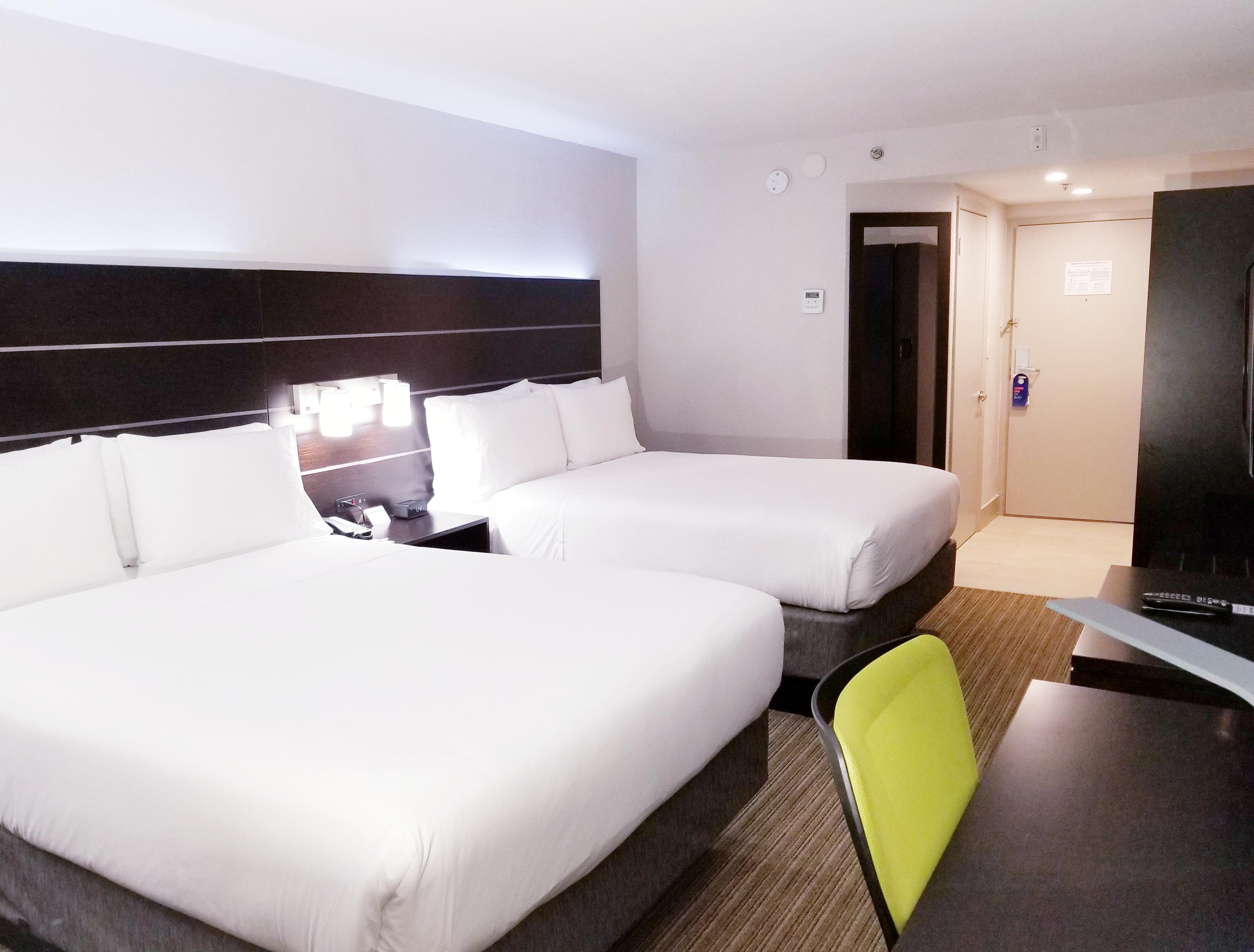 Holiday Inn Express Hotel & Suites Miami - Hialeah By Ihg Exterior photo